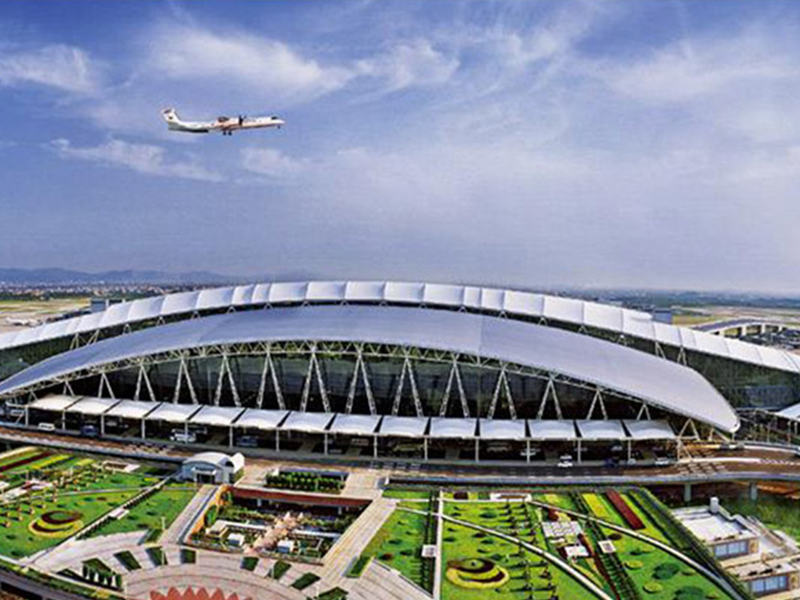 Guangzhou New Baiyun Airport expansion project - East West three finger corridor complex building